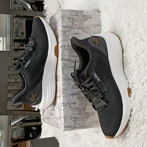 KURU Cloud Atom 2 Women's Black & White Athletic Walking Shoes Plantar Fascitis